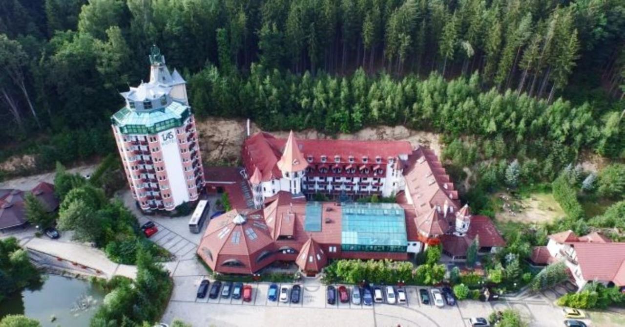 Hotel Las Piechowice Exterior photo